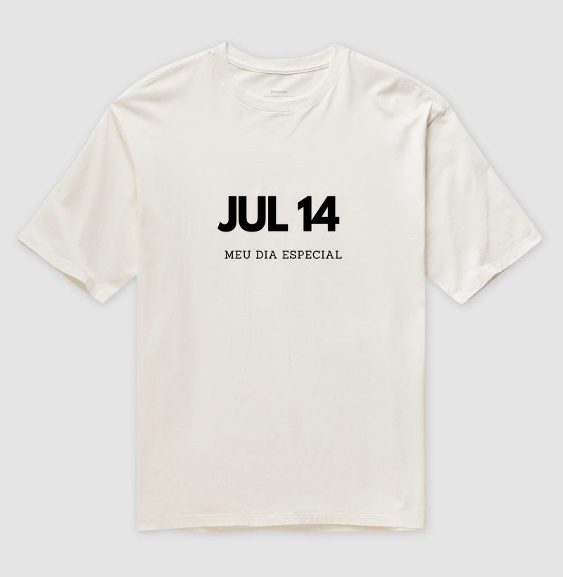Camiseta Oversized 14 de Julho Meu Dia Especial